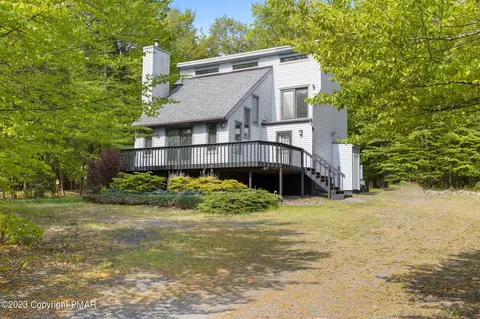 23 Trail Ridge Rd, Albrightsville, PA 18210