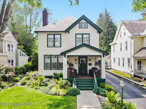 721 Bryant St, Stroudsburg, PA 18360