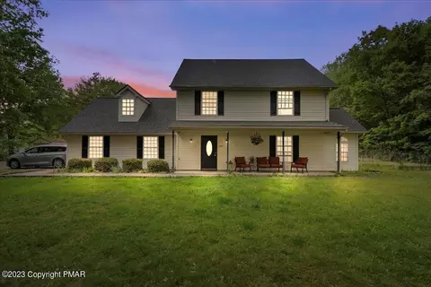 284 Orchard View Dr, Effort, PA 18330