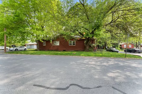 48-54 Garden St, Stroudsburg, PA 18360