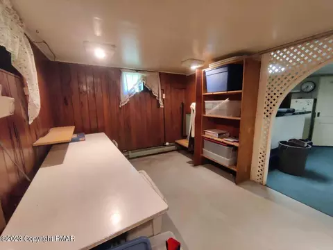 1481 Pocono Ln, Bartonsville, PA 18321