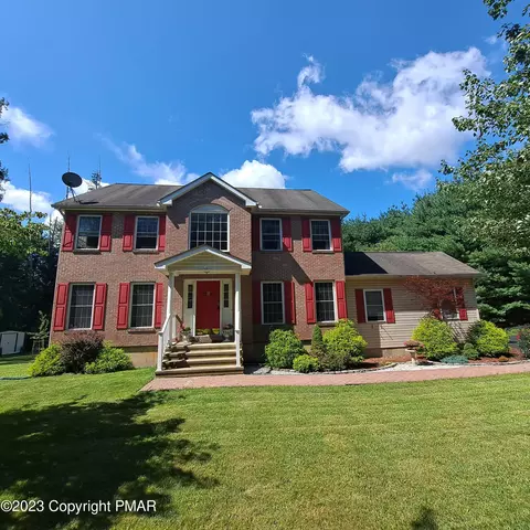 103 Estate Dr, East Stroudsburg, PA 18301