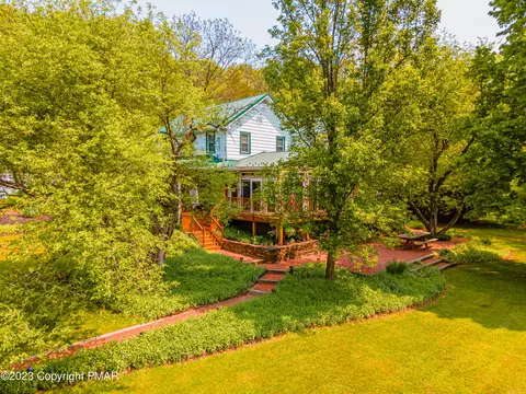 730 Meixsell Valley Rd, Saylorsburg, PA 18353