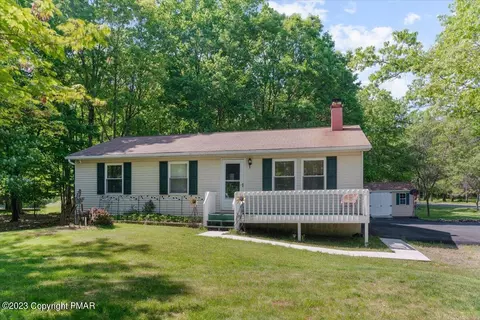 105 Aspen Rd, Albrightsville, PA 18210