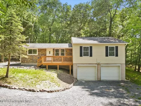 34 Mansi Dr, Albrightsville, PA 18210