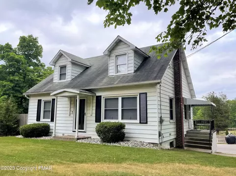 74 Sellersville Dr, East Stroudsburg, PA 18302