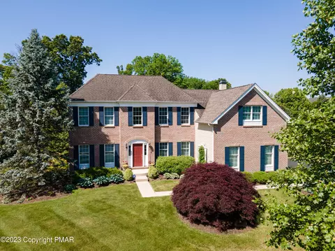4201 Crystal Dr, Bethlehem, PA 18020