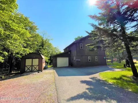130 Penn Forest Trl, Albrightsville, PA 18210
