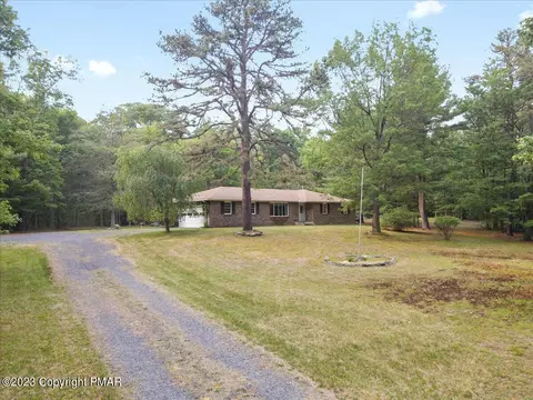1459 Twin Pine Rd, Stroudsburg, PA 18360