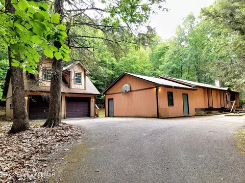 7 Fern Path Path, Stroudsburg, PA 18360