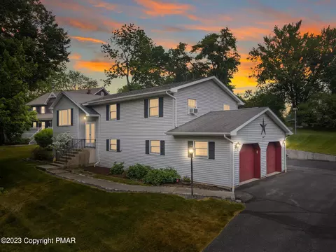 113 Franklin Hill Ct, East Stroudsburg, PA 18301