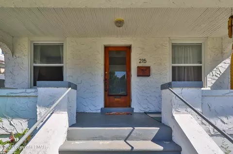 215 W Lincoln St, Easton, PA 18042