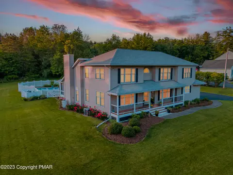 121 Stoneleigh Dr, East Stroudsburg, PA 18301