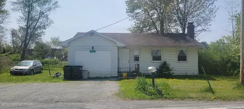 567 Main St, Tobyhanna, PA 18466