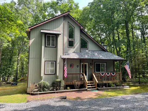 122 Emerson Dr, Albrightsville, PA 18210
