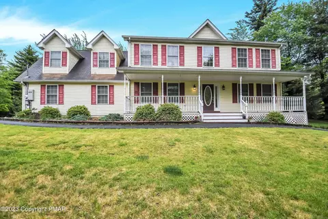 578 E Minsi Trl, Long Pond, PA 18334