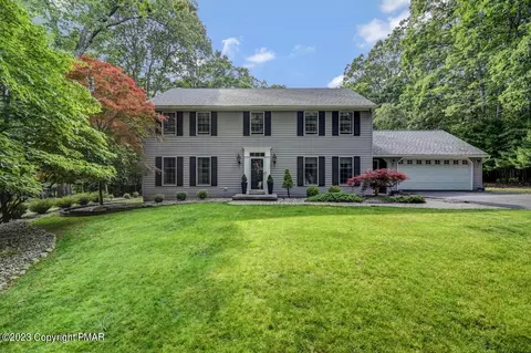 3402 Parker Ln, East Stroudsburg, PA 18301