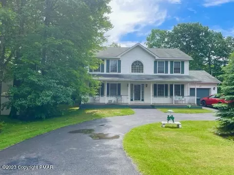 7127 Glouster Rd, Tobyhanna, PA 18466