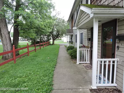 42 Borough St # D, East Stroudsburg, PA 18301
