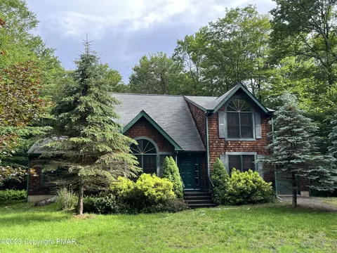 161 Eagles View Dr, Gouldsboro, PA 18424