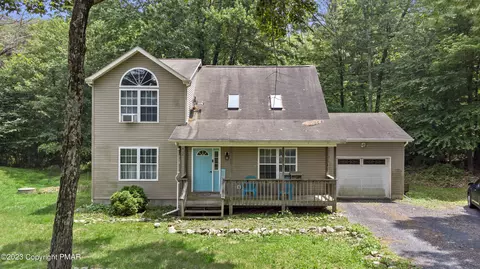 168 Chestnut Dr, Stroudsburg, PA 18360