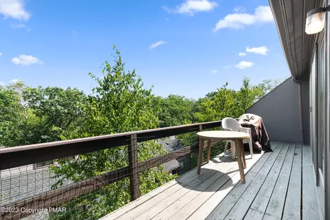 47 Slalom Way, Tannersville, PA 18372