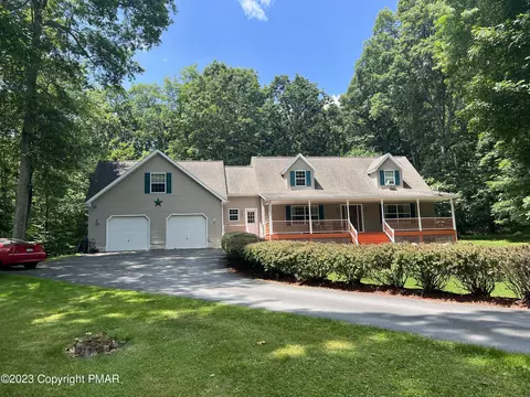 126 Beaver Ln, East Stroudsburg, PA 18301