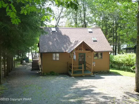 408 Indian Lake Trl, White Haven, PA 18661