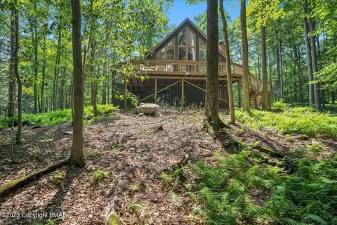 7 Mallard Ct, Clifton Township, PA 18424