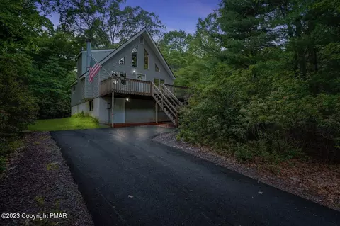 86 Country Club Dr, Thornhurst, PA 18424
