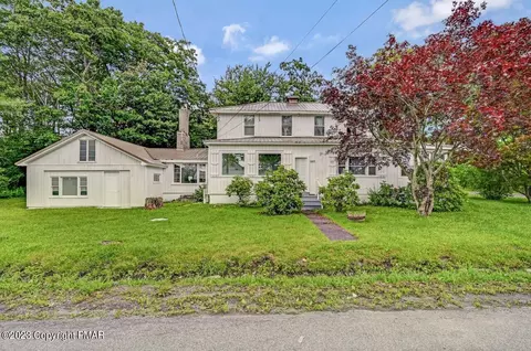 647 Belmont Ave, Mount Pocono, PA 18344