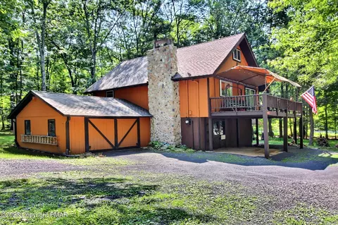 110 Wild Cherry Rd, East Stroudsburg, PA 18301