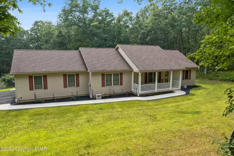 853 S Old Stage Rd, Albrightsville, PA 18210