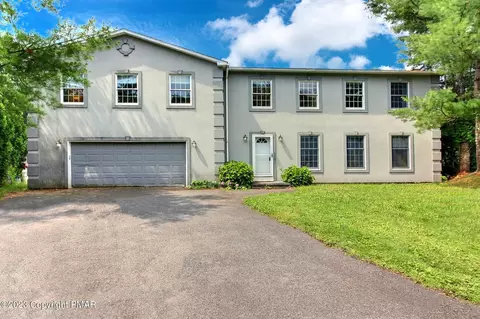 3120 Mohawk Trl, Tobyhanna, PA 18466