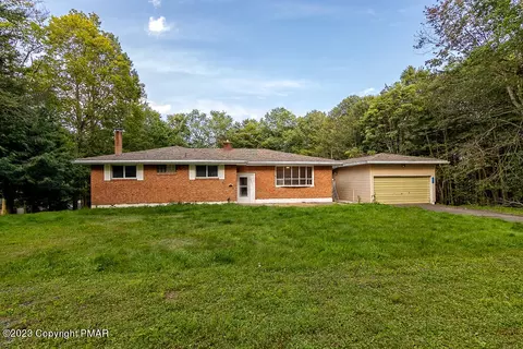 5531 Lincoln Pl, Gouldsboro, PA 18424