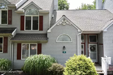 28 Laurelwoods Dr, Lake Harmony, PA 18624