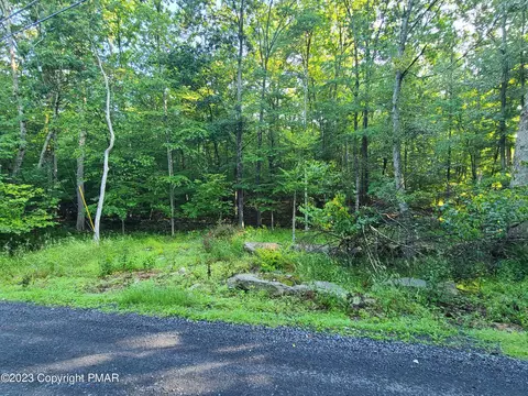 Falcon Crest, East Stroudsburg, PA 18302