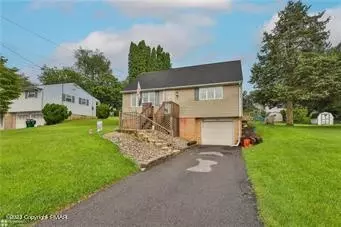 2916 Clayton St, Easton, PA 18045