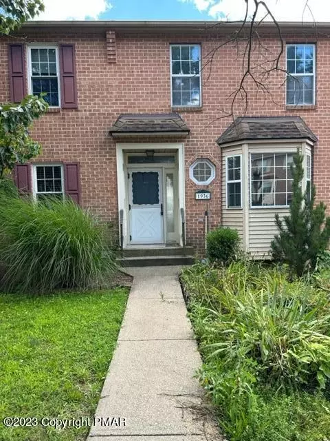 1936 Alberta Dr, Whitehall, PA 18052