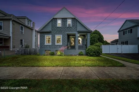 160 E 4th St, Wyoming, PA 18644