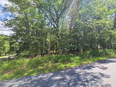 lot512 Navaho Rd, East Stroudsburg, PA 18302