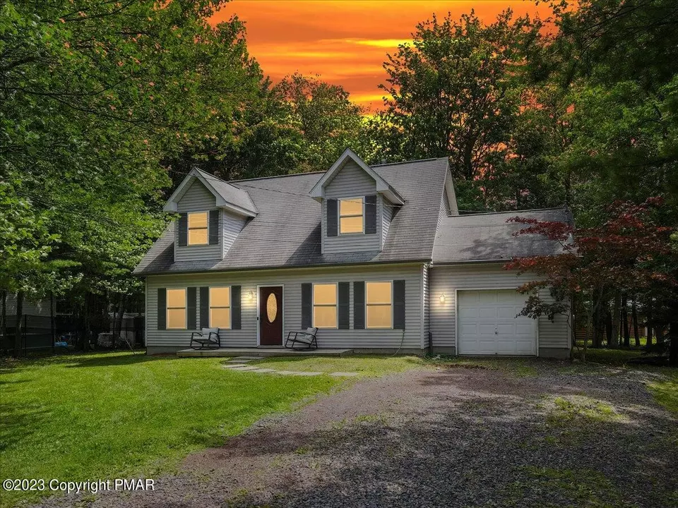 4106 Low Ridge Rd, Pocono Summit, PA 18346 Movoto