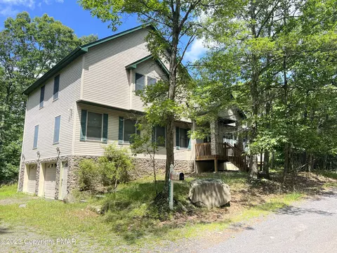 2133 Horning Rd, East Stroudsburg, PA 18302