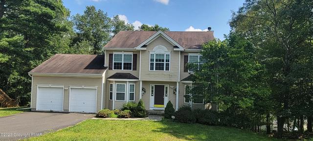 1119 Yorkshire Ln, Bushkill, PA 18324