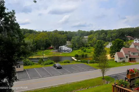 3364 Windermere Dr, Bushkill, PA 18324 photo 20
