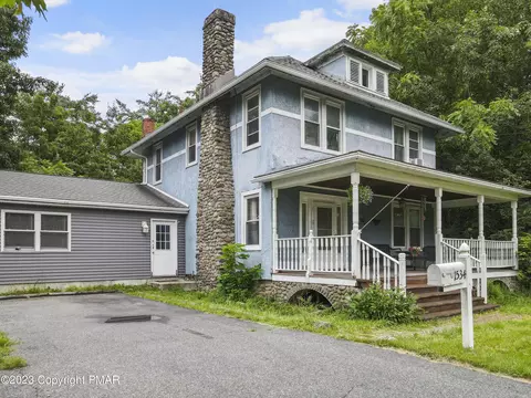 1534 N 5th St, Stroudsburg, PA 18360