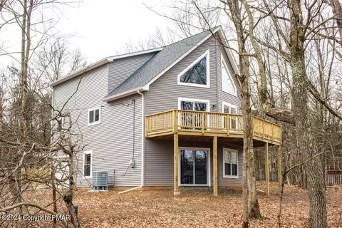 24 Milton Way, Albrightsville, PA 18210