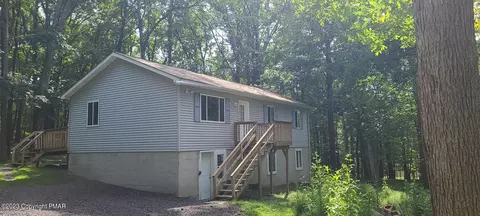 130 White Face Rd, Henryville, PA 18332