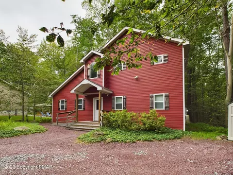 447 Maxatawny Dr, Pocono Lake, PA 18347