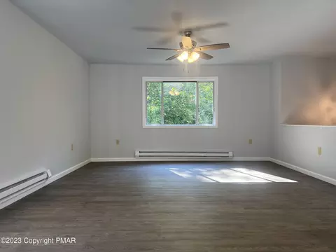 110 Depue Cir, Bushkill, PA 18324 photo 6